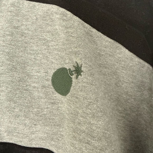 The Hundreds Bomb Logo Hoodie - Picture 6 of 9